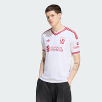 Liverpool blusa away 2026/27 til vaksin